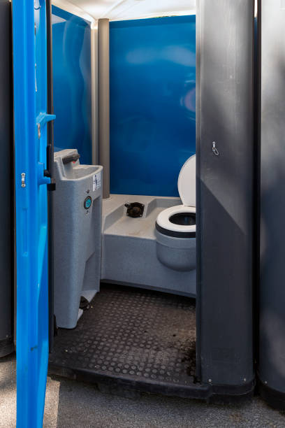 Best Portable restroom trailer rental  in Urbana, MD